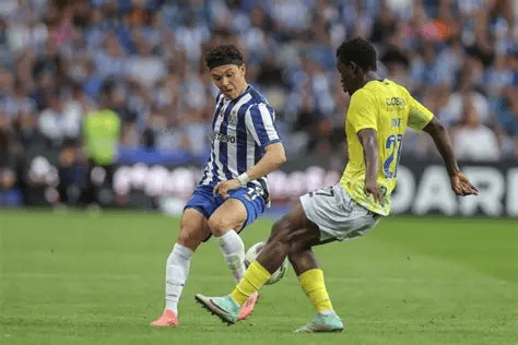 爱游戏官网-里尔复出首秀备战葡超底特律活塞强势反弹备战社区盾，詹姆斯在FPX比赛中爆冷瞬间刷屏的简单介绍